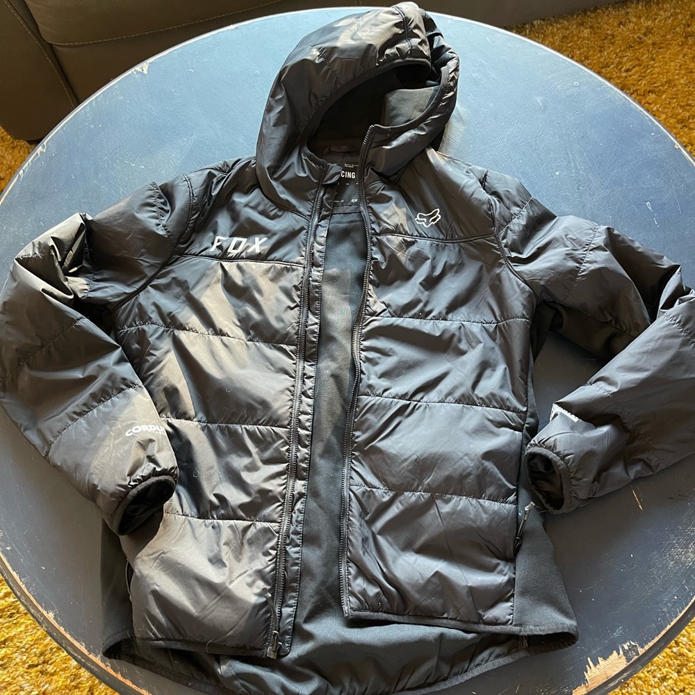 Fox puffy coat very light weight and warm. Worn 2 times only